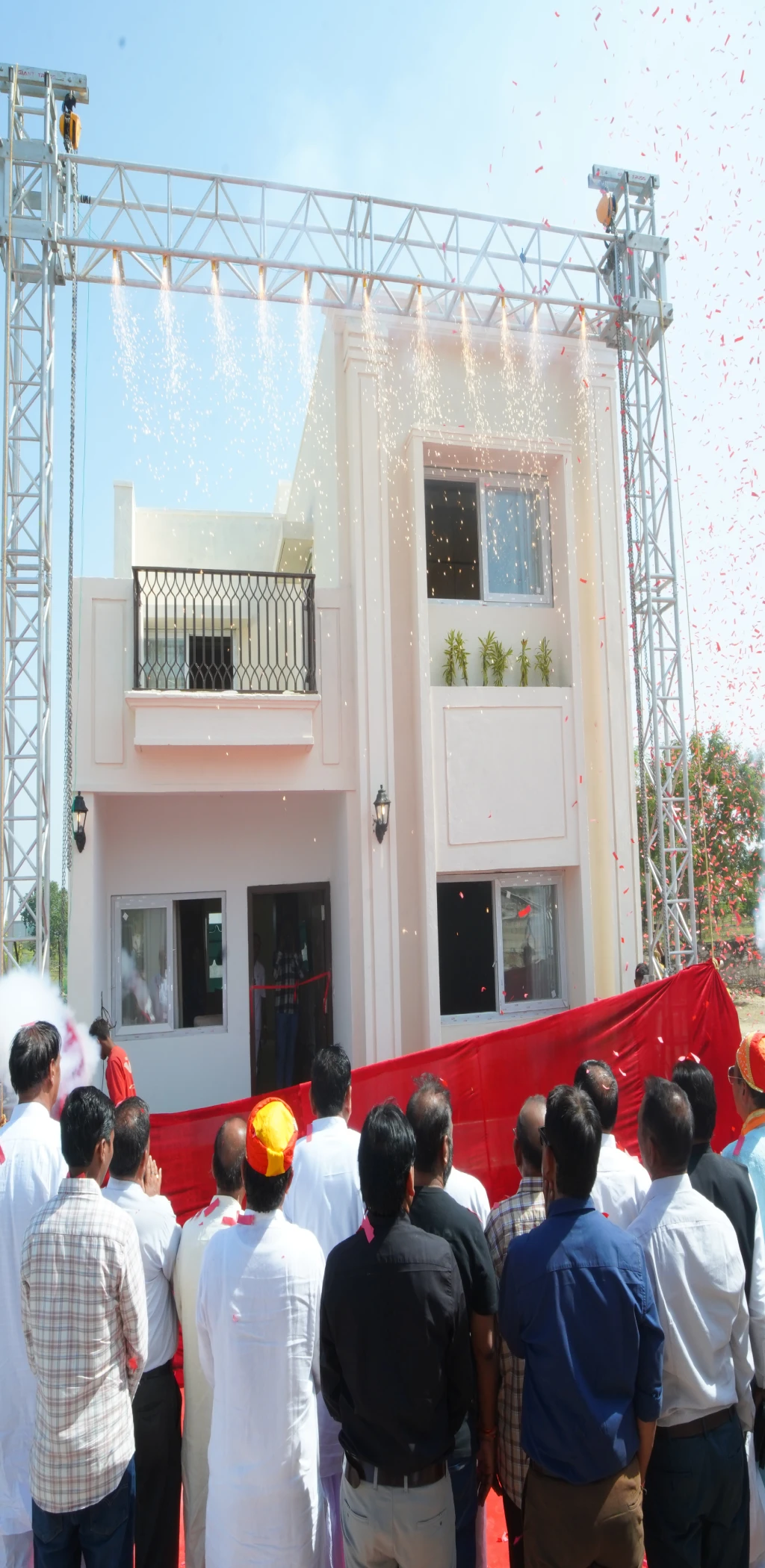 banner-launch-img